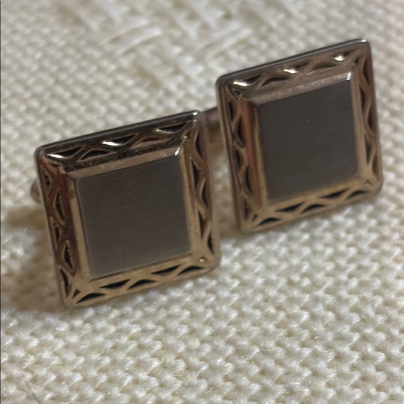 Hickok Other - Square Silver and Gold Cufflinks